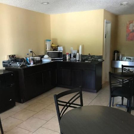 American Inn Corsicana Εξωτερικό φωτογραφία