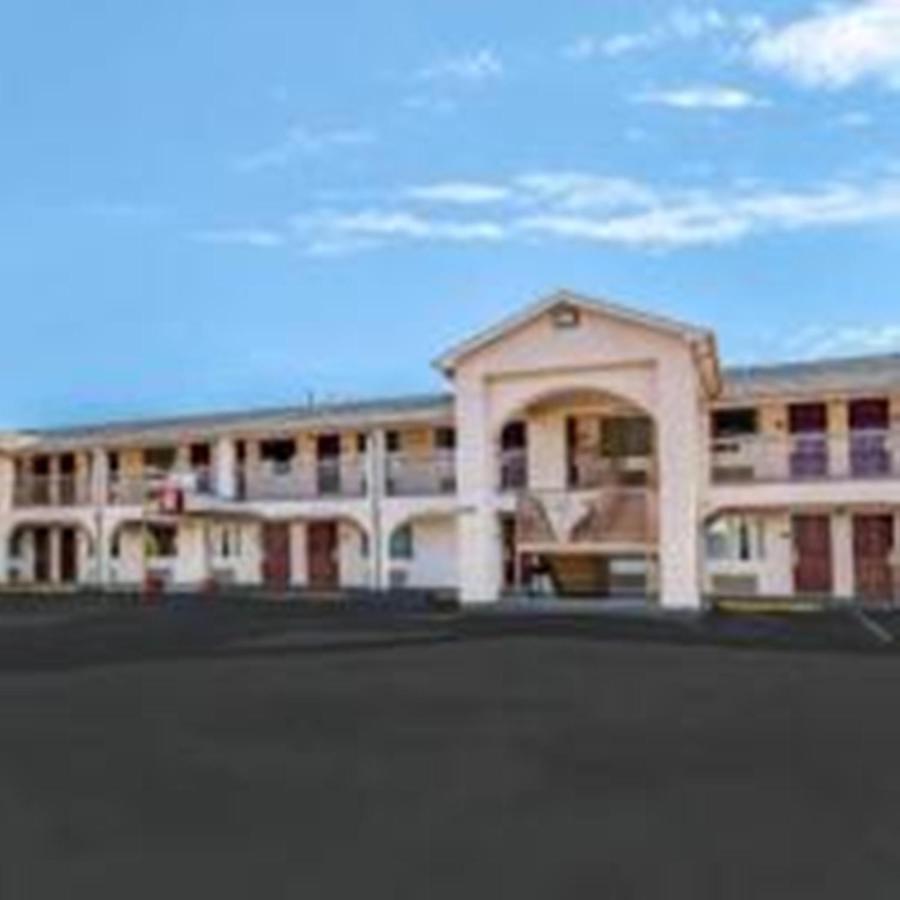 American Inn Corsicana Εξωτερικό φωτογραφία