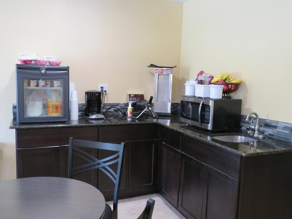American Inn Corsicana Εξωτερικό φωτογραφία